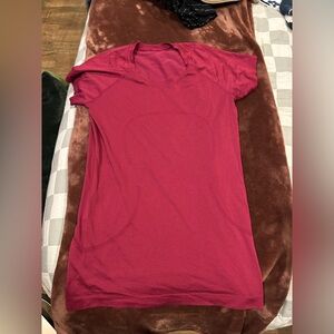 Lululemon Swifty shirt